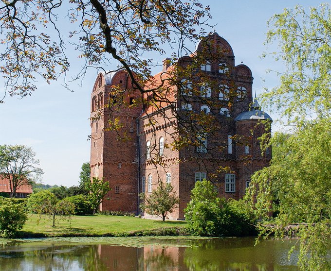 Hesselagergård på Fyn opført i 1540’erne af rigsråd og kansler Johan Friis