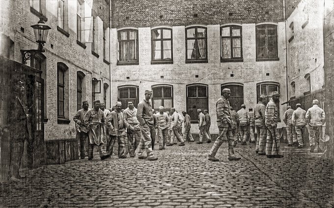 Daily exercise for the ‘paupers’ in the Ladegården workhouse around 1900
